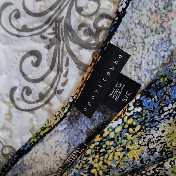 Apostrophe tank top - Picture 2 of 4